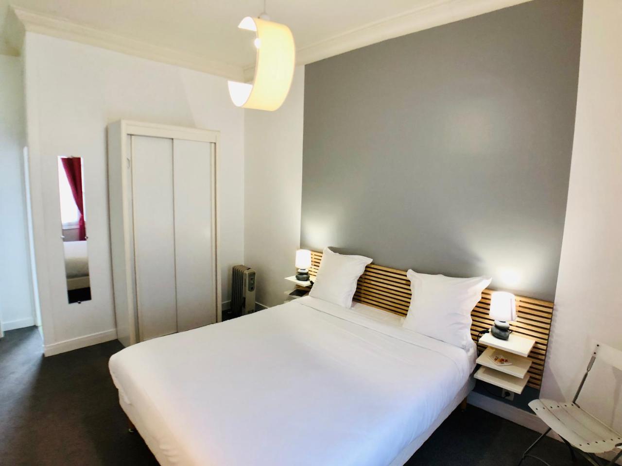 Cit'Hotel Le Volney Сомюр Экстерьер фото