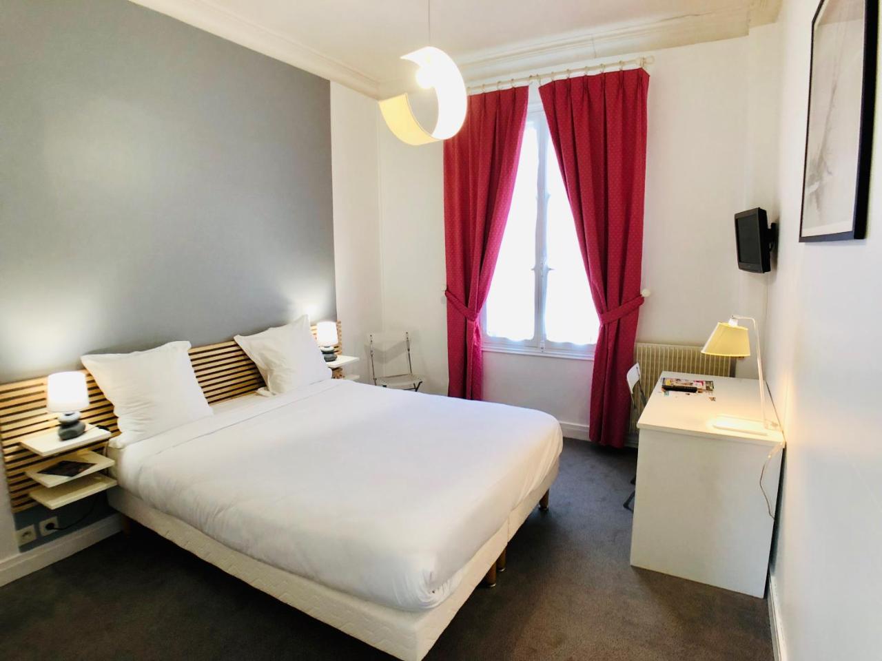 Cit'Hotel Le Volney Сомюр Экстерьер фото