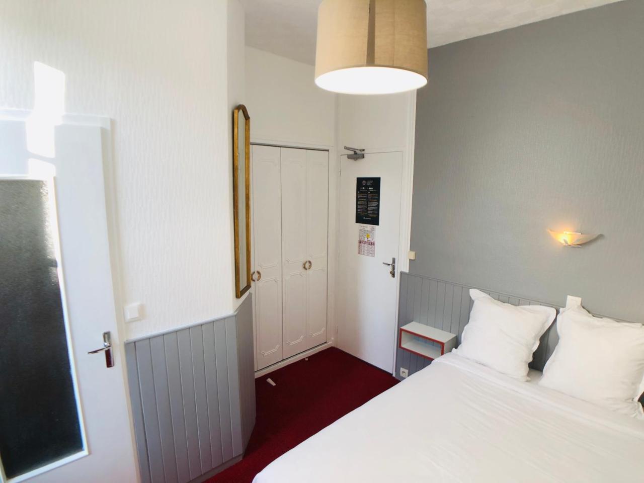 Cit'Hotel Le Volney Сомюр Экстерьер фото