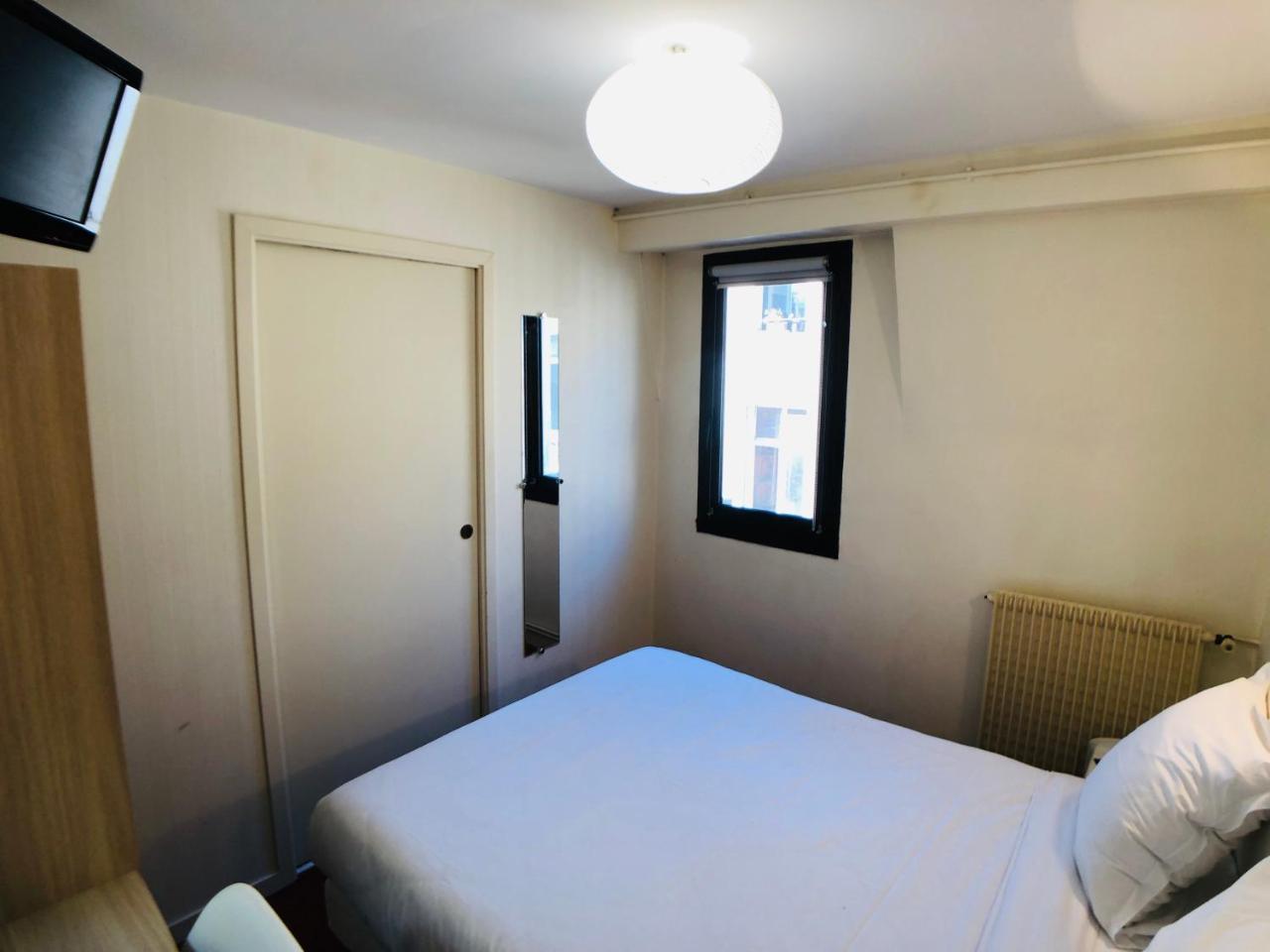 Cit'Hotel Le Volney Сомюр Экстерьер фото