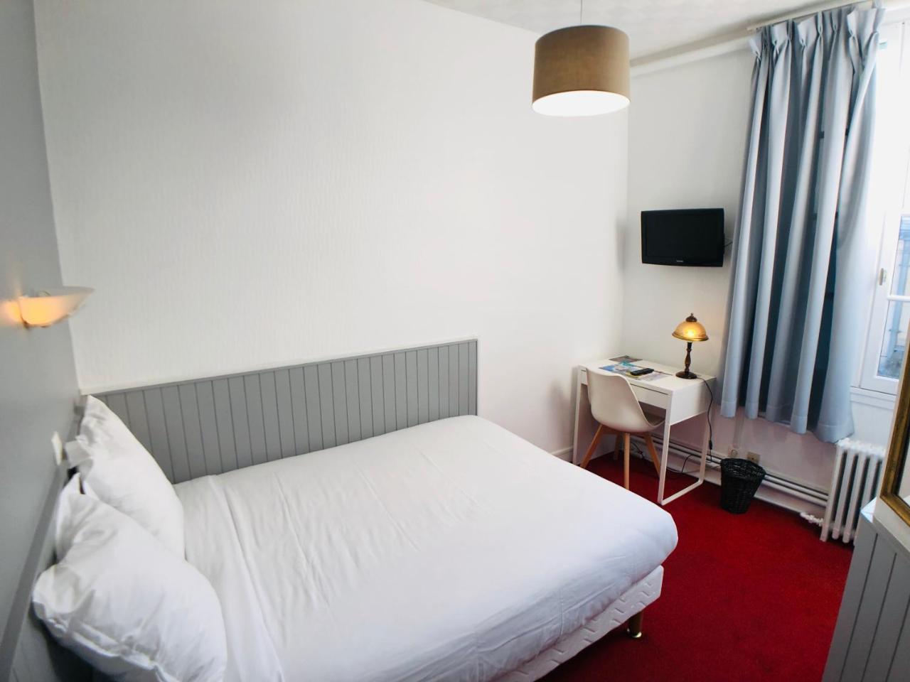 Cit'Hotel Le Volney Сомюр Экстерьер фото